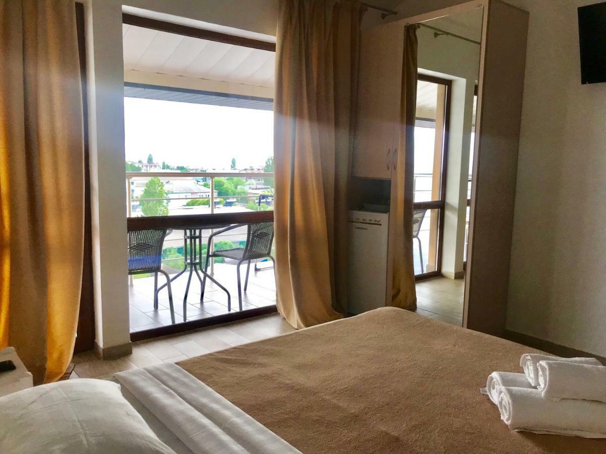 Золотий Лев Hotel Zatoka Kültér fotó